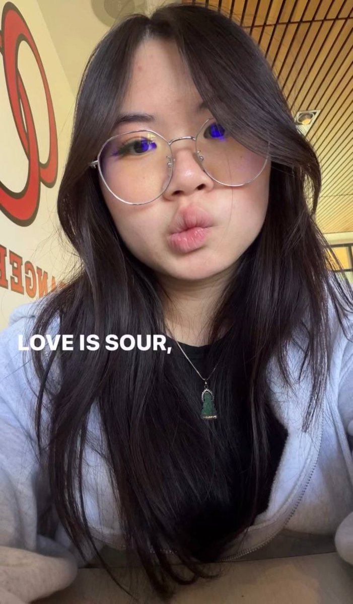 Gooneraddit's tweet photo. Valencia and ileah are porn sisters😵‍💫😵‍💫😵‍💫 https://t.co/RsV4xFejyX