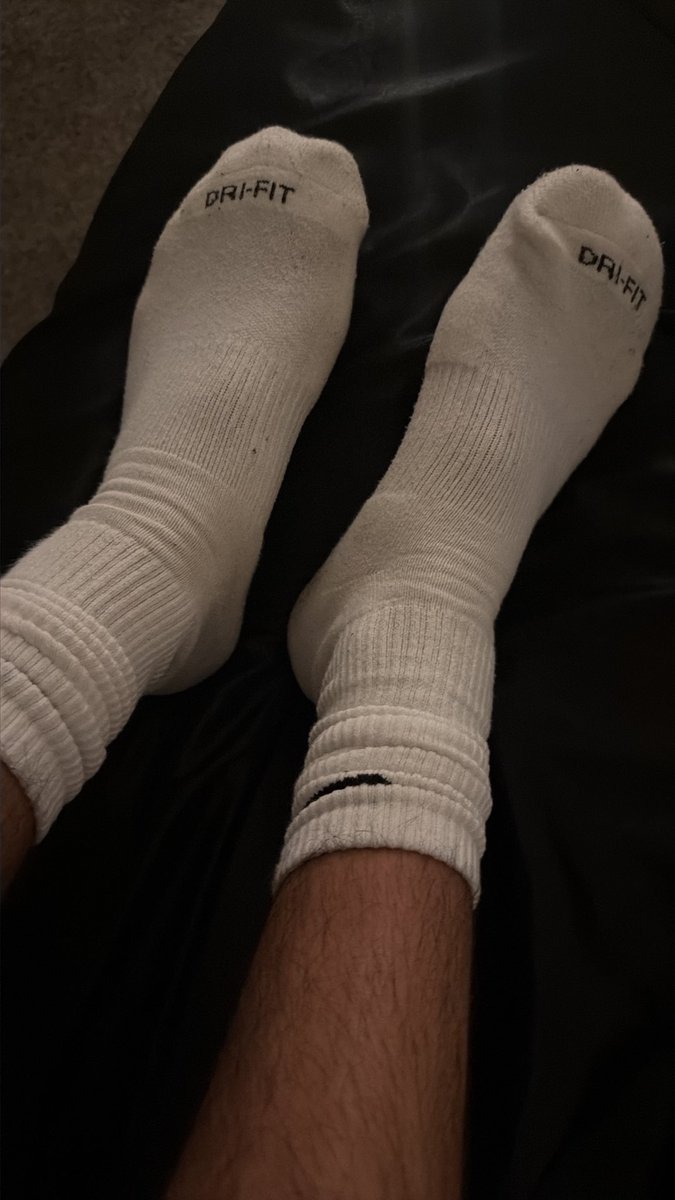 user2650117's tweet photo. who gon take dem off?
#nsfw #gay #bi #dl #young
#fresno #hmu #559 https://t.co/VeP1MKSAZj