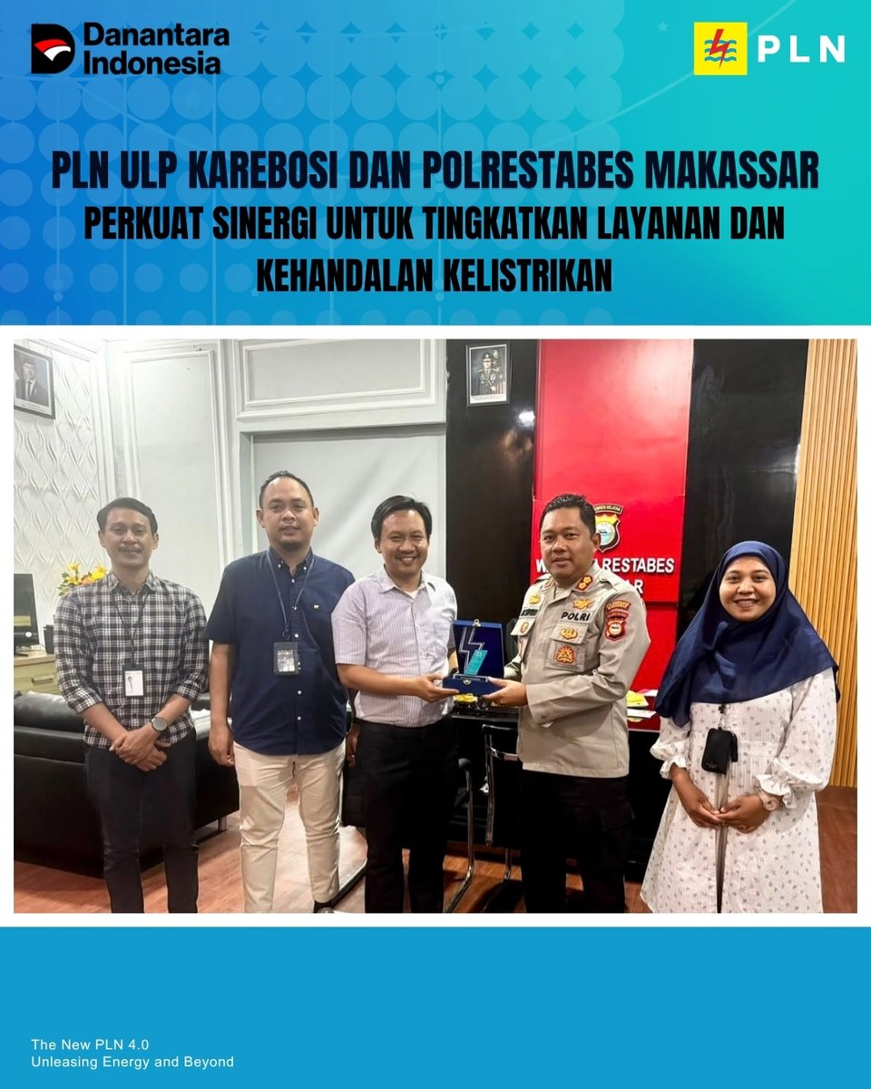 ElectrizenDaya's tweet photo. MAKASSAR — Dalam rangka memperkuat kolaborasi strategis antarinstansi, jajaran pimpinan PLN ULP Karebosi dan PLN UP3 Makassar Utara melaksanakan kunjungan kerja dan audiensi resmi ke Markas Kepolisian Resor Kota Besar (Polrestabes) Makassar pada Kamis, 08 Oktober 2026. https://t.co/l1kPwqOlF3