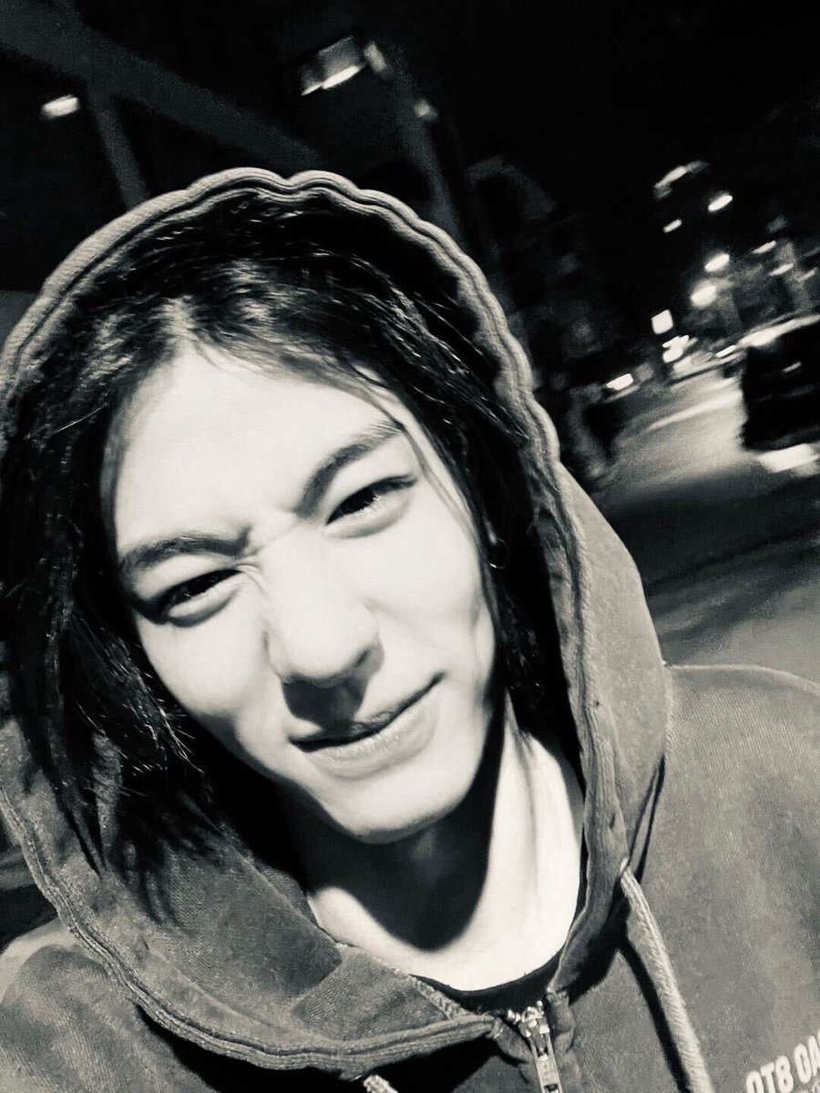 seaofhan's tweet photo. taesan's birthday messages for leehan

🐈‍⬛: donghyun-ah, met ulang tahun yaa..
semoga hari ini kami jadi orang yang paling bahagia, ayo dapet cinta yang banyaaaak dari onedoor dan semangat.
aku seneng kita temenan, ke depannya ayo tetep akur ya
🐈‍⬛: saya trainee kim donghyun https://t.co/Bpc5b3vAhg