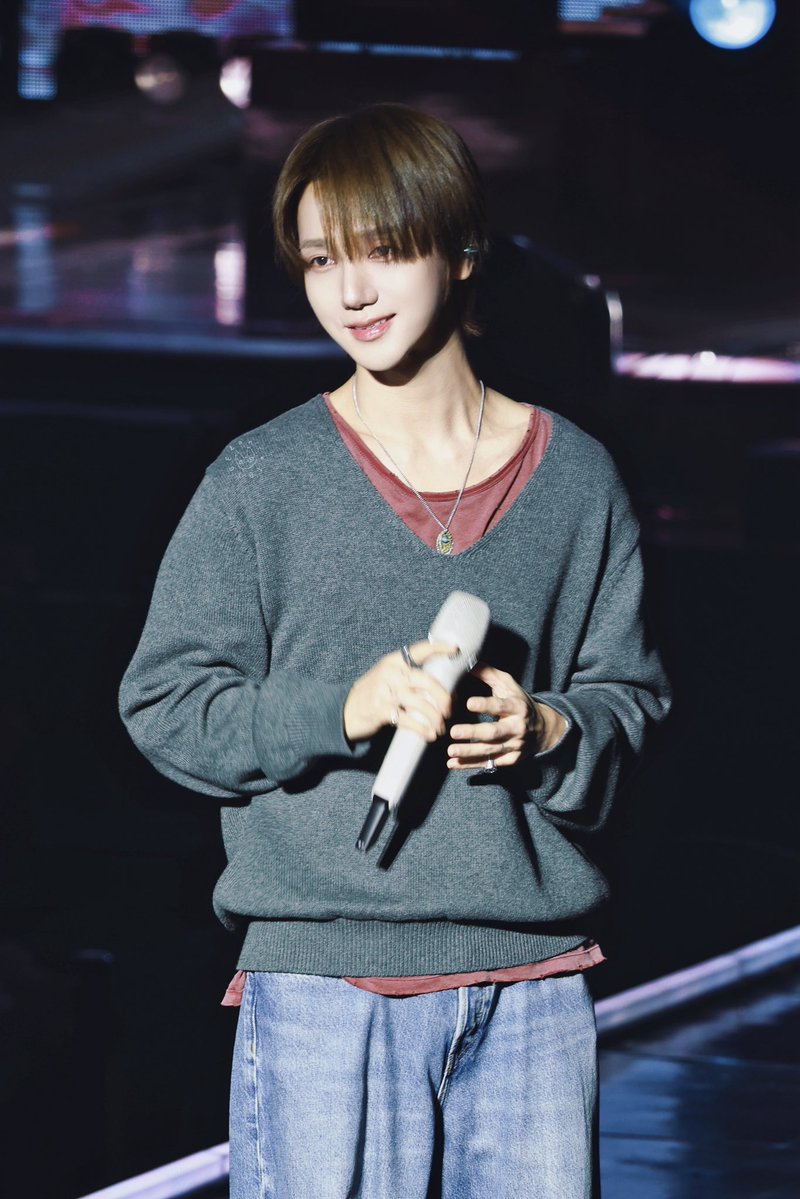 shfly3424's tweet photo. Keeping the memories of that day alive right here.

By the way…
ELF, your photography skills are insane!
@YESUNG_smtown https://t.co/ZbIOS2lWdL