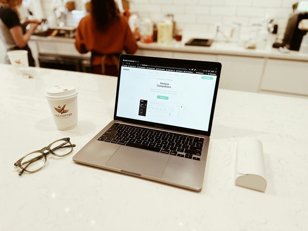 startupstash's tweet photo. Want to build a profitable Micro-SaaS? 🚀 Unpack 18 answers to the most critical questions on niche idea validation, MVP development, and acquiring your first 10 paying users. @pallavipant1111

https://t.co/t3ePG76ZVS #MicroSaaS #IndieHackers https://t.co/siAj1ynqru