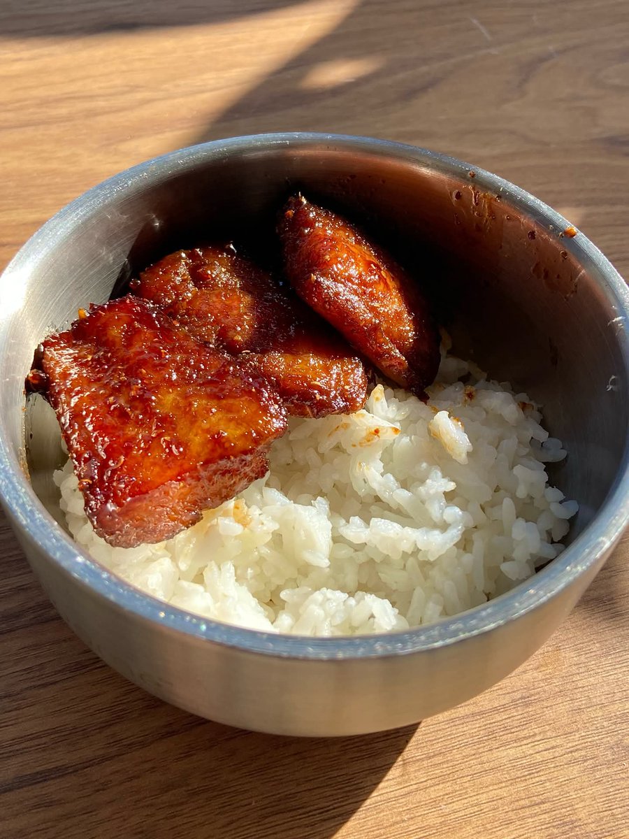 devijahuafa's tweet photo. MBAKKK SEMOGA KM MASUK SURGA😭🙏
berkat resep ikan panggangnya.. anakku lahap makan, gak sampe 5 menit udah ludes👶🏻

tinggi Omega-3 &amp; Lemak jadi selain ‘kasih makan otak anak’ bisa untuk kejar BB juga yeayy https://t.co/R17IdC7yMb