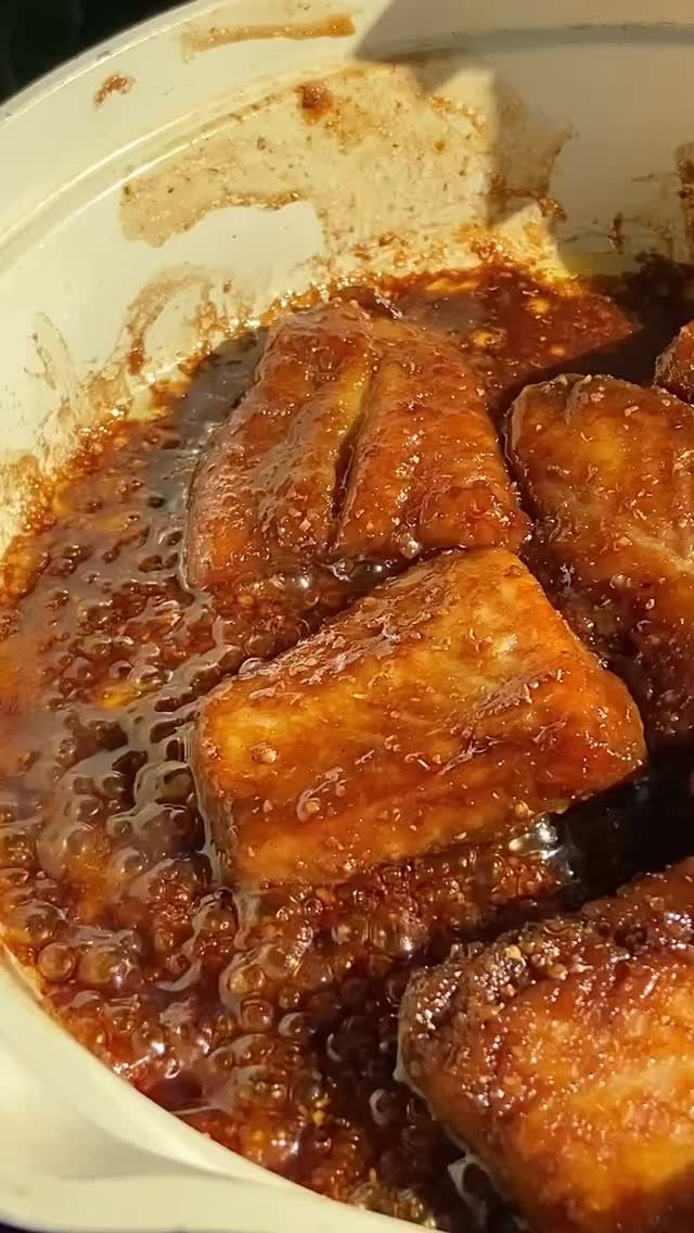 devijahuafa's tweet photo. MBAKKK SEMOGA KM MASUK SURGA😭🙏
berkat resep ikan panggangnya.. anakku lahap makan, gak sampe 5 menit udah ludes👶🏻

tinggi Omega-3 &amp; Lemak jadi selain ‘kasih makan otak anak’ bisa untuk kejar BB juga yeayy https://t.co/R17IdC7yMb