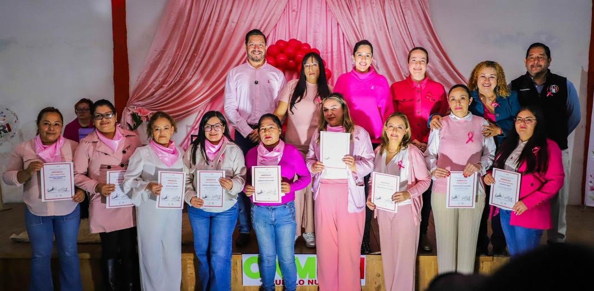 5columnasonline's tweet photo. Titulares en Twitter...!!
#ONMPRI Durango impulsa la concientización y prevención del cáncer de mama durante el Mes Rosa 🩷 : Pamela García https://t.co/zCcEX1ZgCV