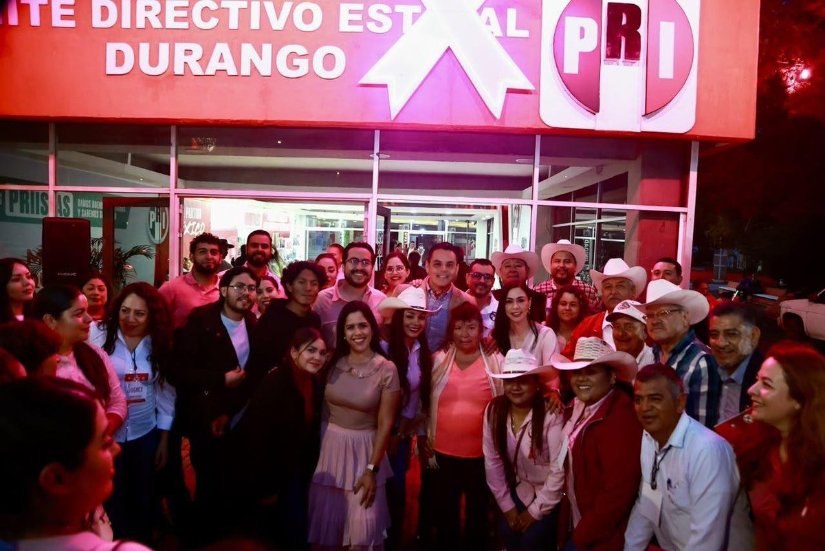5columnasonline's tweet photo. Titulares en Twitter...!!
#ONMPRI Durango impulsa la concientización y prevención del cáncer de mama durante el Mes Rosa 🩷 : Pamela García https://t.co/zCcEX1ZgCV