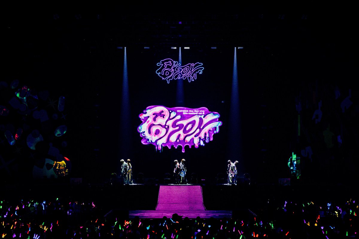 oricon's tweet photo. シクフォニ、ぴあアリーナMMで2万人動員
過去最多公演数の全国ツアー来春開催へ
⠀
オフィシャルライブレポ
https://t.co/Hl67kKfkGa
⠀
梶裕貴・鬼頭明里ら豪華声優陣も！
3Dとリアルを行き来する圧巻のステージ https://t.co/ZQ0awbf8Iw