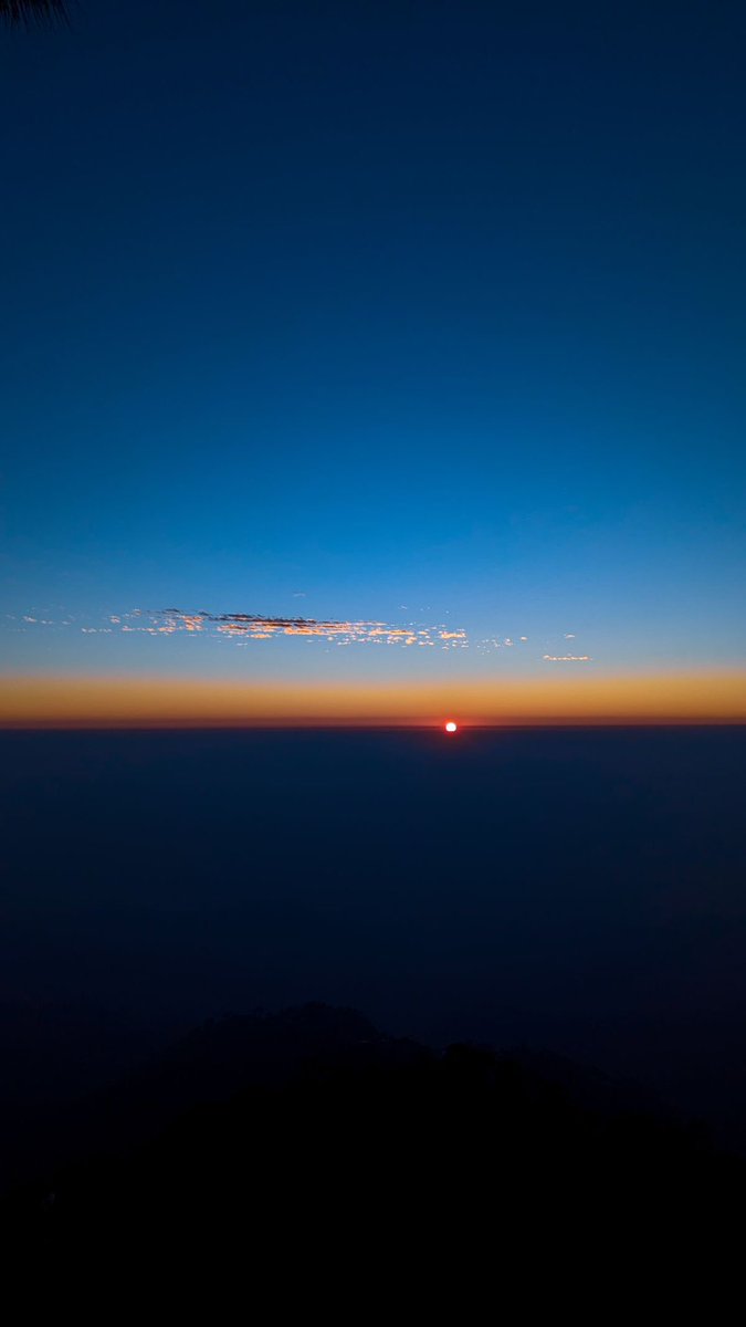 lunecrumbss's tweet photo. sunset https://t.co/QU0XaSDXx9