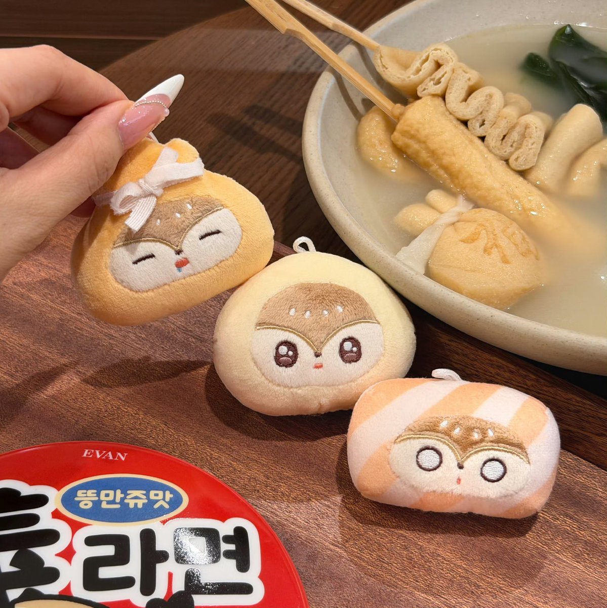 lswf1015's tweet photo. 오뎅씅 https://t.co/sBD4Hpw91w