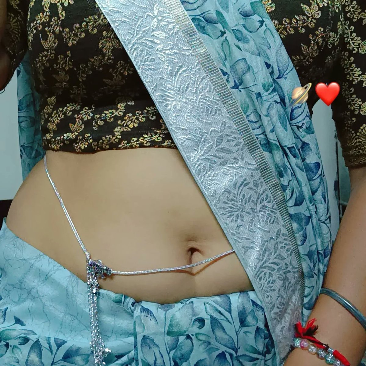PalaniPalani321's tweet photo. Aunty lover 🥰 https://t.co/5VjotRwSc4