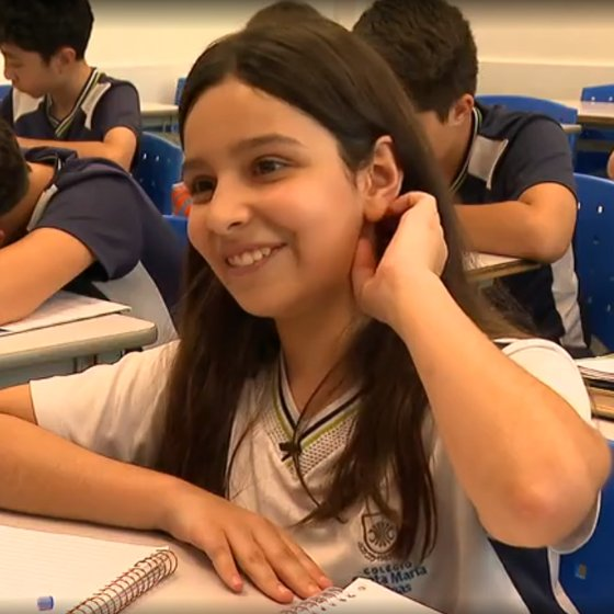 NightSkyToday's tweet photo. 🚨: The Brazilian Júlia Pimentel, 11 years old, created a simple formula to calculate square roots and was featured in a scientific magazine. https://t.co/pVJrHyadnu