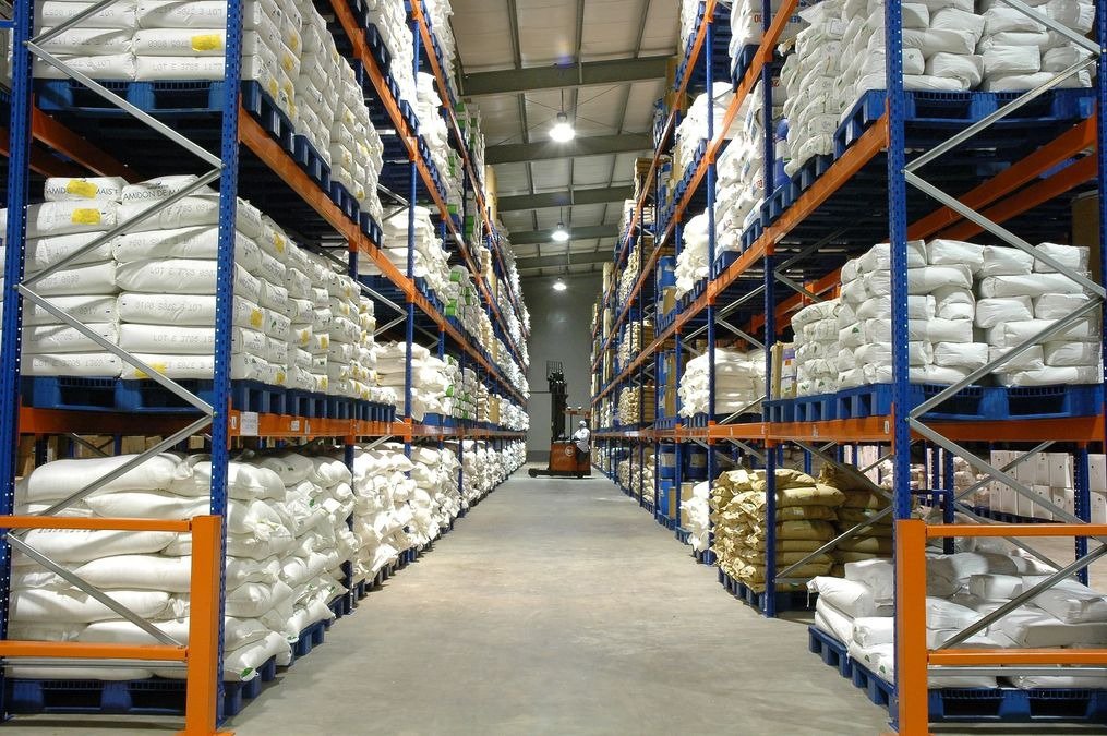 Sanakhajurno's tweet photo. The proposed warehouses are expected to benefit #Kashmir’s horticulture and agricultural sectors, particularly apple growers and traders during the ongoing apple season, as well as saffron producers in #Pampore. https://t.co/dMQ9SeASok