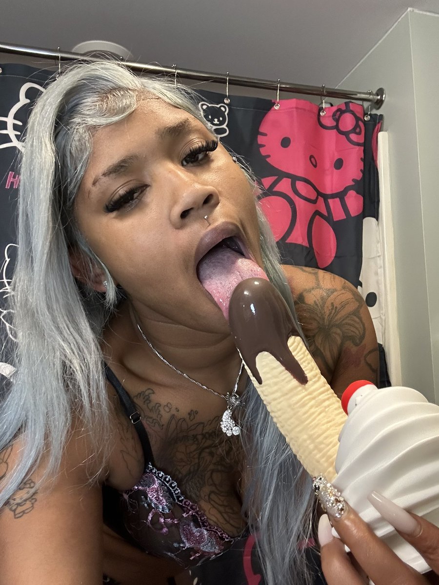 PrettyNuttyy's tweet photo. Hey my babies I tried to this new ice cream Sunday Dildo 🍨✨from @MoiameOfficial USE MY CODE: NUTFACTORY for 10% off😘😘😘
AND IM  OBSESSED😩💦
It’s has the amazing thickness to it that hits the perfect spot😏the curve makes u feel every texture and detail that makes your climax come even faster😩
✨BUT the cherry on top IS LITERALLY the CHERRY 🍒 on top 😻😻!!! Using this toy tonight made content so much easier for me😙so if u looking for something thick,curvy, unique in design, and gon make ur experience worth every second then CLICK my link ⬇️BELOW 👇🏽👇🏽👇🏽 to order📲✅

https://t.co/VaJRJCE0DG