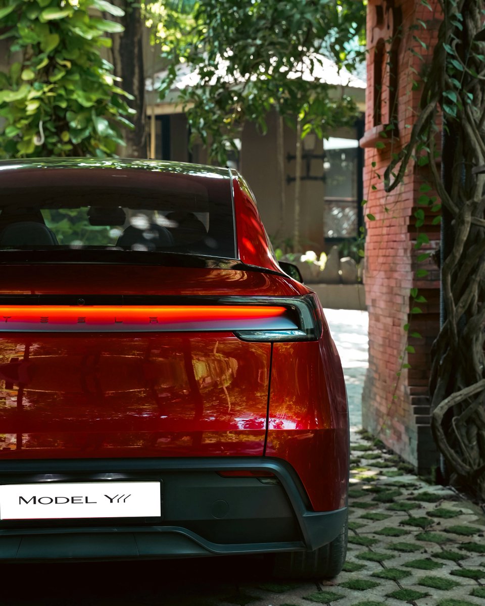 Tesla_India's tweet photo. A drive as relaxing as vacation itself https://t.co/Ue12Nhf88d