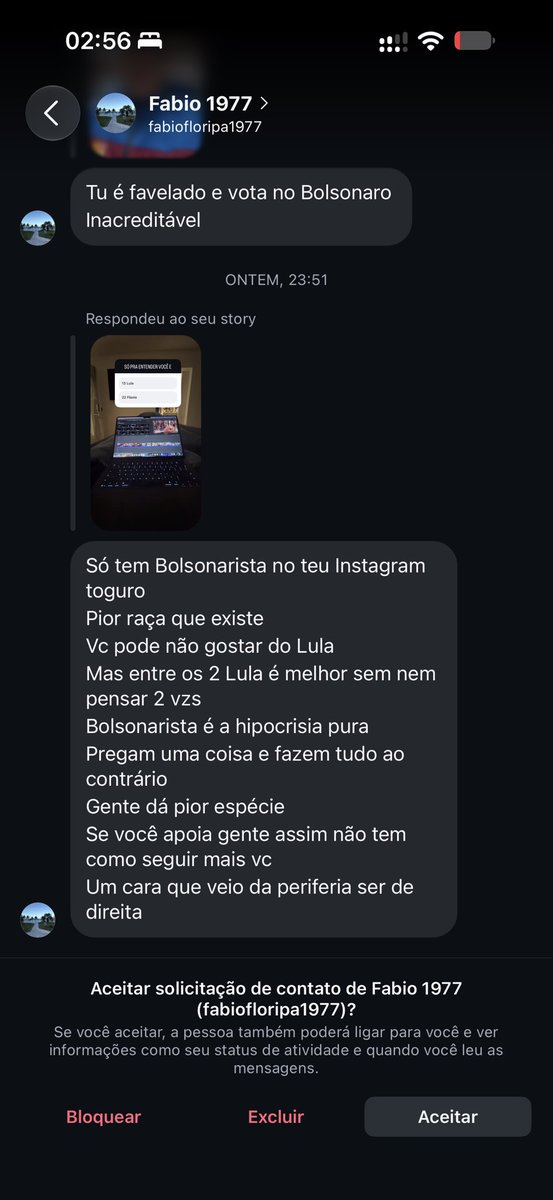 toguro's tweet photo. Pessoal é muito bitolado com política, por isso não expresso meu voto. Falem o que for , to fora de política 

Obs : to vendo uns influente ganhando um dinheiro pra poder apoiar uns cara aí hein , haverá sinais https://t.co/37iq7czgEQ