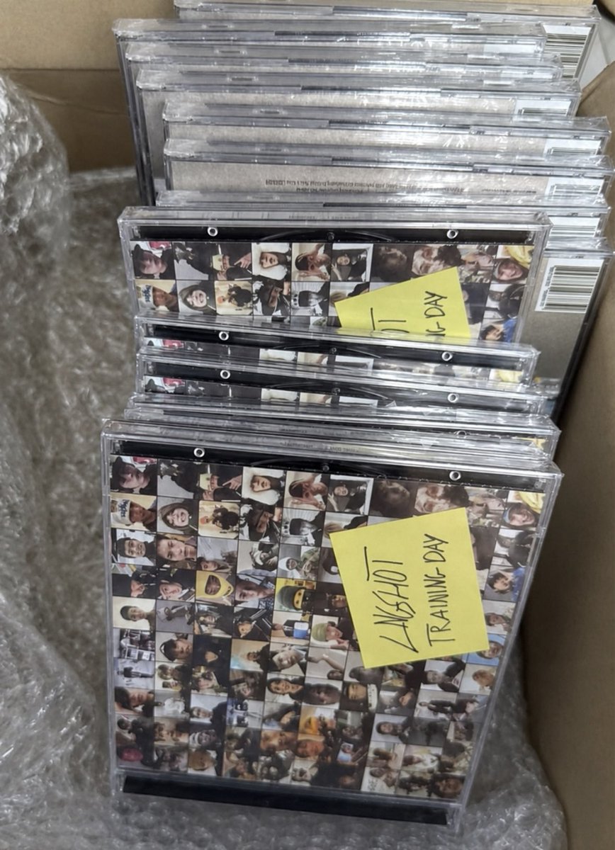 quarxers's tweet photo. WTS ALBUM LNGSHOT ' TDAY '

💵 370K / album
✅ Bersih Ina
⭕️ Sealed
✈️ OTW INA

tg. lngshot wts wtb album tday https://t.co/7ocIhAiRNk