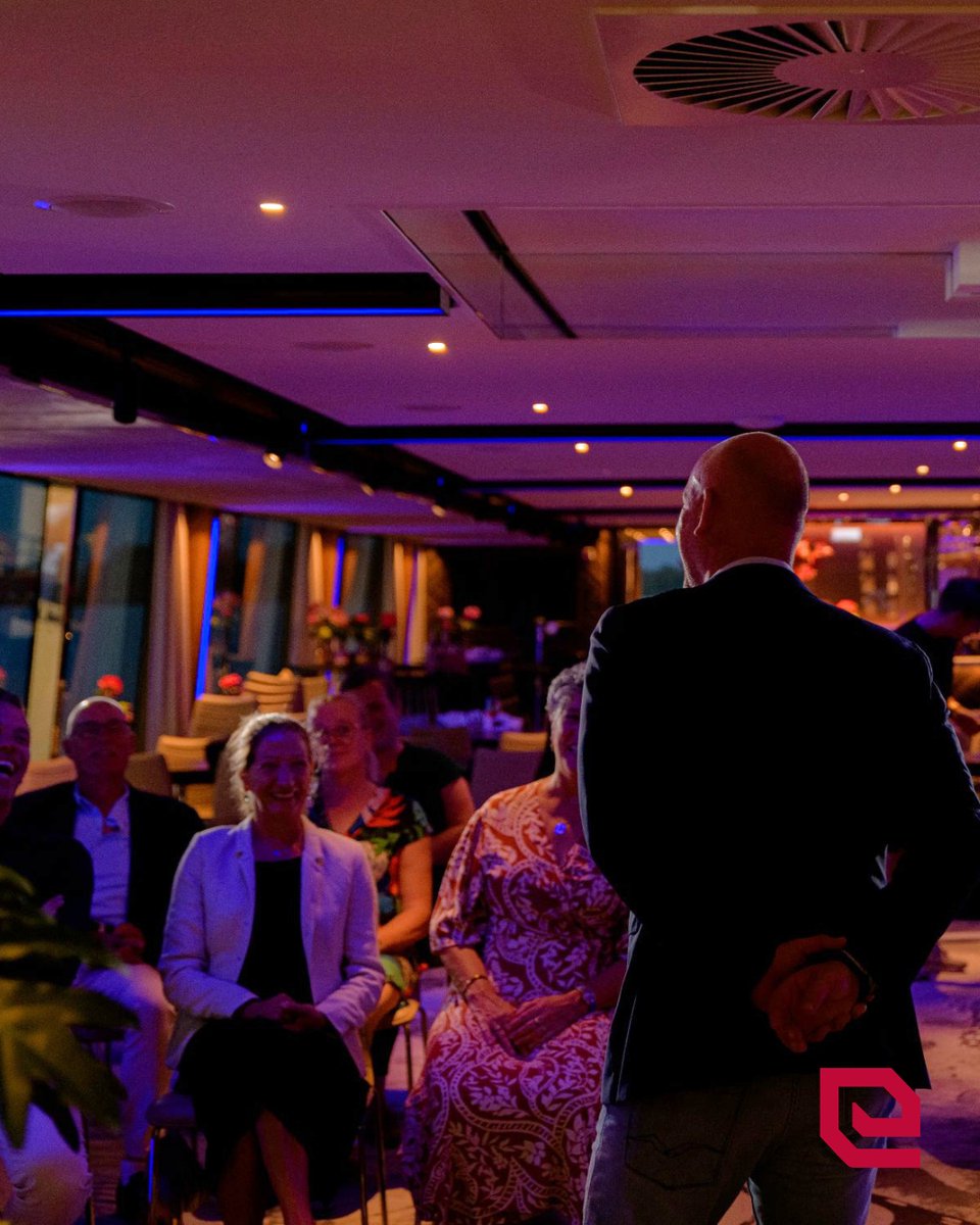 Events_NL's tweet photo. Jouw winterse meeting op een elektrisch schip van Z-Eventships

Lees het hele artikel via https://t.co/q2AisJIsX5

#events #evenementorganiseren #eventbranche /Rondvaartbedrijf Zilvermeeuw /Tekst: Rik Leonards /Fotografie: Kirsten van Santen &amp; DUIZENDDINGEN https://t.co/19Se3xcMM0