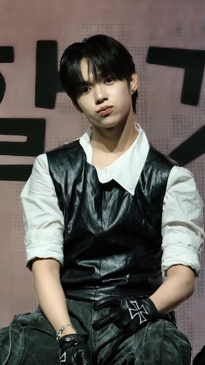 Mokakaoo's tweet photo. 완전 레전드 미모

#AHOF #아홉 #JL #제이엘 https://t.co/HsD9bsFRxr