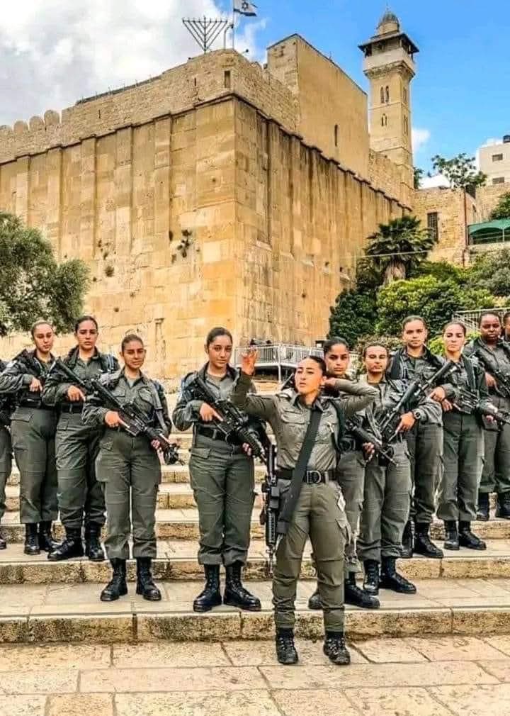 TimMcclelled5's tweet photo. @shayshomer85 I DF. Protectors of Jerusalem, the kingdom of Israel.  Stay strong stay mighty. https://t.co/0APlGrIyK6