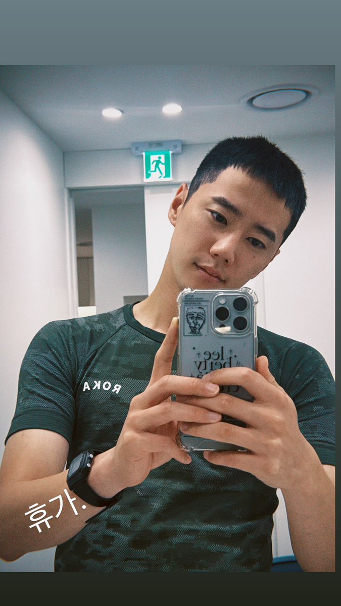 2eejy's tweet photo. 261020 #이준영 인스타 스토리 https://t.co/AiNvad7yi2