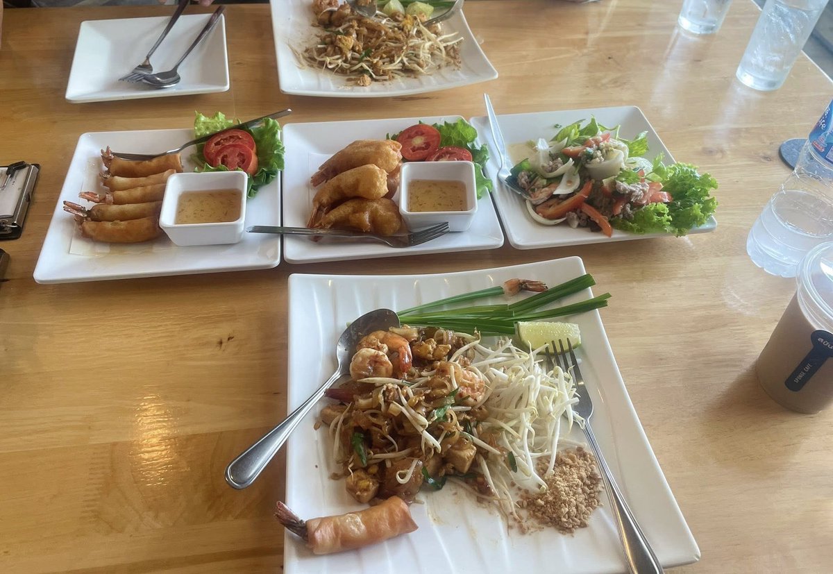 TaomaoFB's tweet photo. กินข้าวววกันนน https://t.co/KbStw0usop