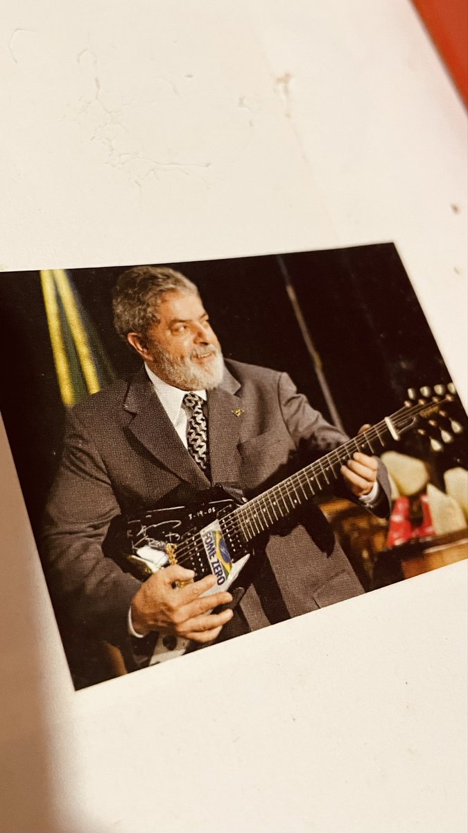 yngr33d's tweet photo. Não adianta.
Pra mim é incabível que estejamos nesse SUFOCO para reeleger este homem.

Na minha bolha era ele deste o 1° turno e sempre irei remoer isso https://t.co/7HwuvYmzrN