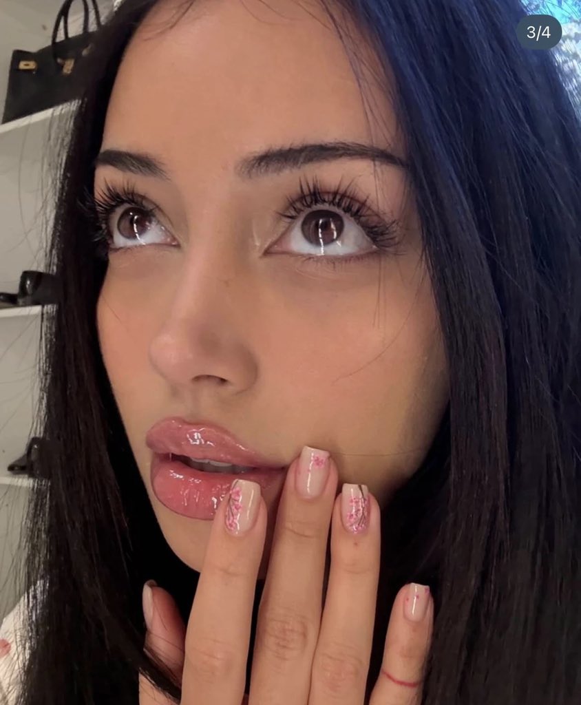 yslgirlx's tweet photo. Cindy Kimberly https://t.co/i7XJzZyrJ2