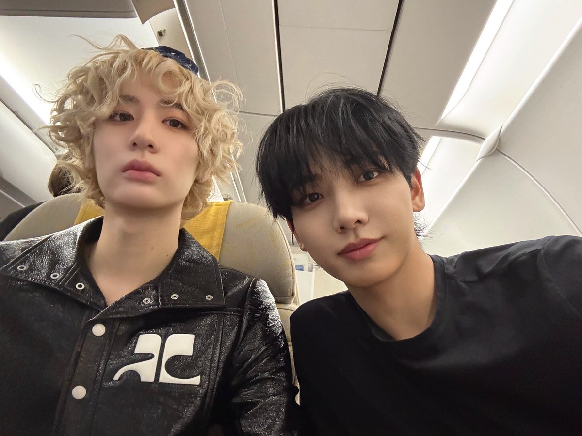 myeongiwa's tweet photo. jaehyun weverse update with leehan 🎂

🐶 my beloved donghyun, my little brother who feels like our maknae, happy birthday!! ❤️
whenever you're by my side, you make me smile with your beautiful smile and the happy atmosphere you bring. whenever i seem down, you're the first to notice. having you by my side makes me truly happy every single day.
putting work aside, having a little brother like you in my life is truly a blessing.
even if the world sometimes turns cold and puts you through difficult times, i'll always be the hyung who can melt away that coldness for you.
i'll be someone who's willing to put himself on the line for you, donghyun, whenever you need me.
i love you, sincerely.
thank you for being born.
happy birthday!! ❤️
