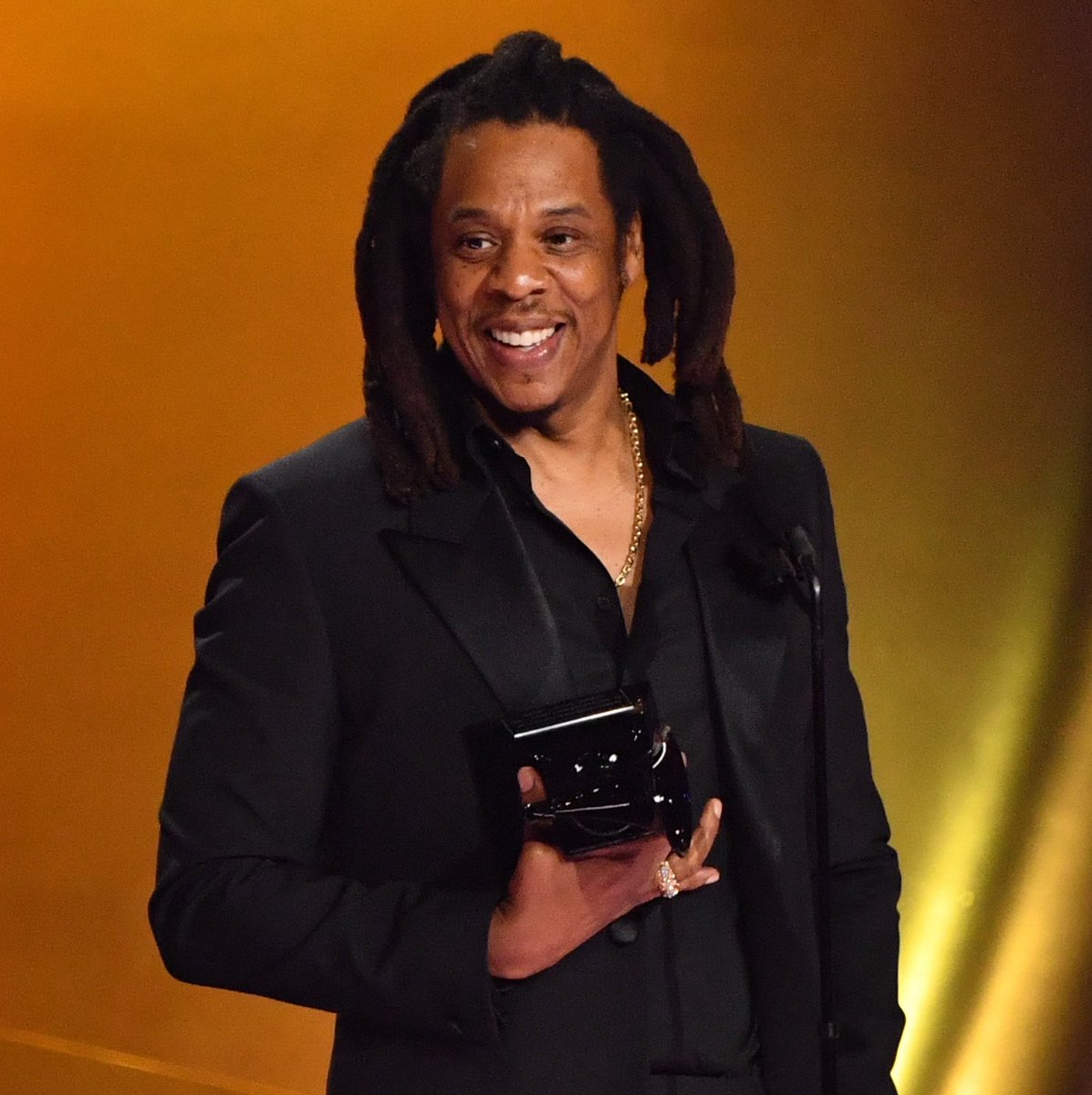 Complex's tweet photo. Jay-Z has reportedly picked himself to headline the 2027 Super Bowl halftime show.

According to Puck News, multiple sources say Jay-Z will perform at Super Bowl LXI in Los Angeles.

[📸: GETTY ] https://t.co/m51VB3rEHM