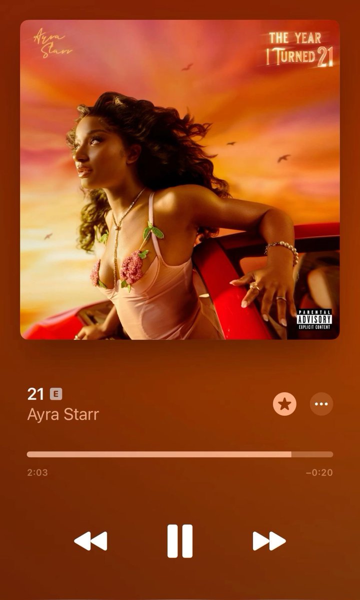 Pre_favv's tweet photo. The year I turned 21!💅💜 https://t.co/JhNH8ZIEQz