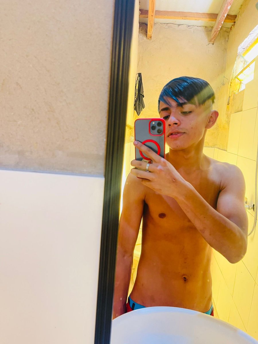 matiasve3's tweet photo. 😜 https://t.co/M1RlYN2p4r