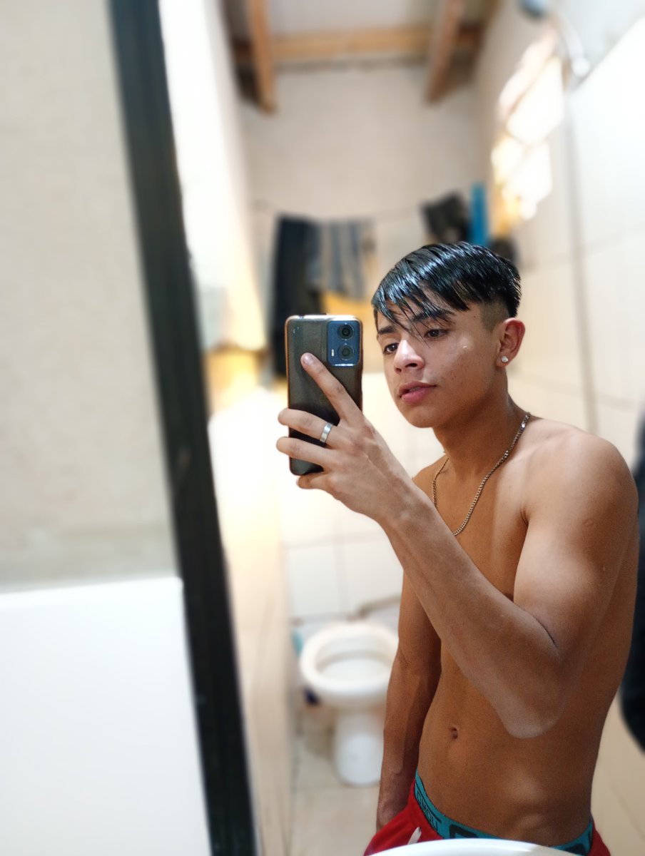 matiasve3's tweet photo. 😜 https://t.co/M1RlYN2p4r