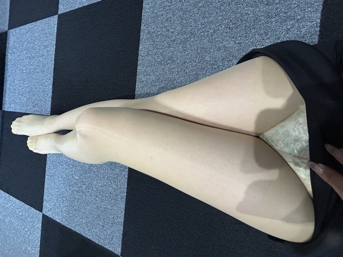 s2yutans2's tweet photo. くさくさパンティー
かわいい白のお花柄🌸

かわいいのもすき🩷

ストッキングset 3,000（送料込） https://t.co/YUqHU8LeSM