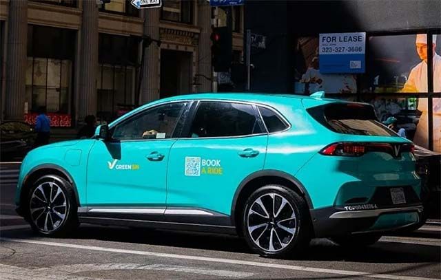 ECarsReport's tweet photo. VinFast Launches All-Electric Taxi Service in Los Angeles https://t.co/yZdkiLOHdc https://t.co/hi1rtq8fj0