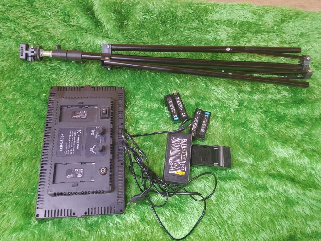 daud_abdulazeez's tweet photo. FOR SALE 🏷️🔥

PRO LED LIGHT 800 KIT WITH TRIPOD STAND 

💰 ₦32K    (Fixed)
📍 Felele, Ibadan 
✅ Condition: Brand New 
☘️ Defect: None

🛡️ 100% refund at pickup if an undisclosed defect is found.

📩 DM to purchase https://t.co/aNq7VwnoCZ