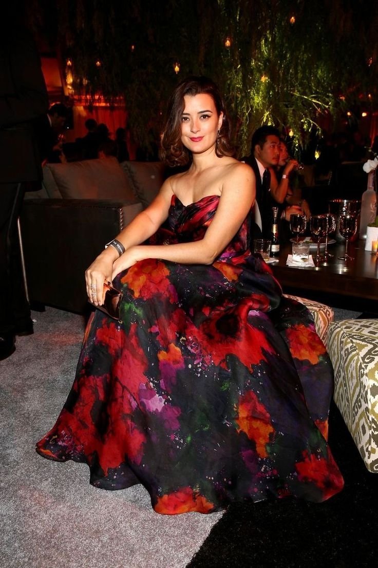 CotedePablrdaj's tweet photo. How do I look today be honest 
https://t.co/kctb4oIMCN https://t.co/BPNl6RyCXq