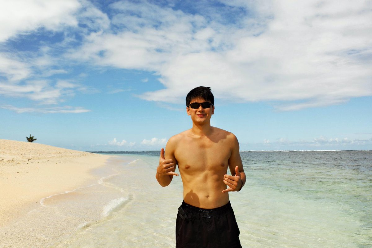Sparkle_GMA's tweet photo. DUSTIN IN SIARGAO 🥥🌴

Dustin Yu explores the beauty of Siargao as seen in his latest Instagram post.

#DustinYu https://t.co/KW1R4WDarR