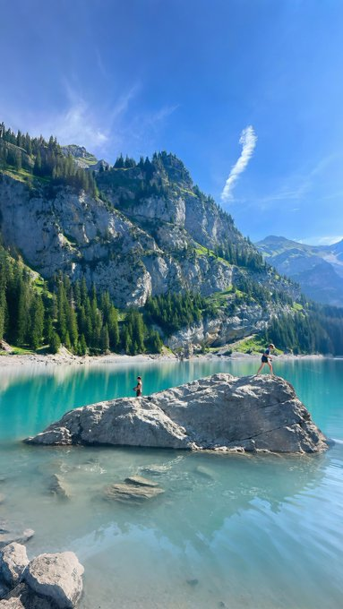 MayaXia's tweet photo. Switzerland 🇨🇭 https://t.co/dPoljcX2pY