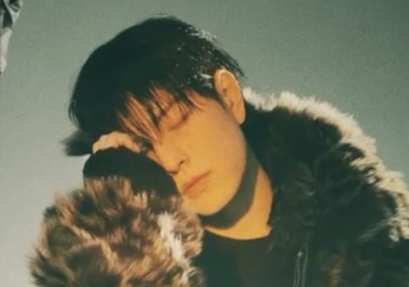 SEUNGM1NE's tweet photo. 📸🎞️ #Seungmin

#SeungminXBurberry https://t.co/dKI0dBNSPC
