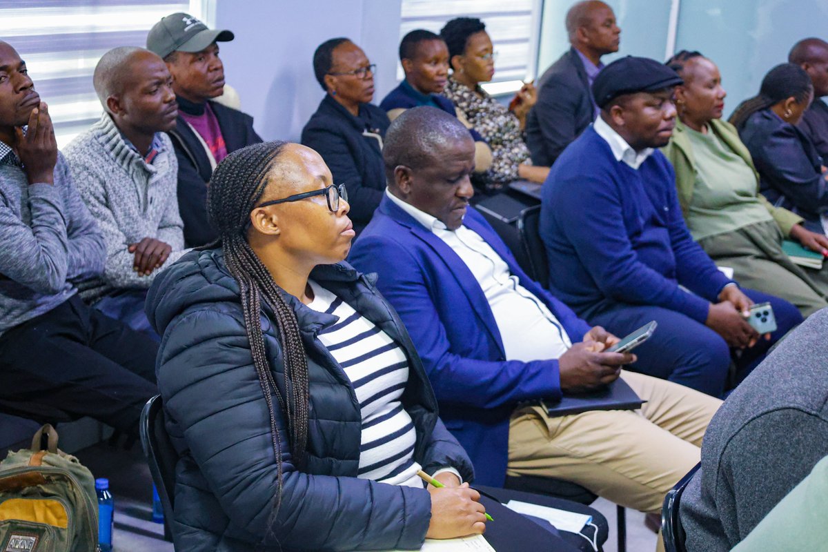 UNDPLesotho's tweet photo. UNDP, the Ministry of Environment and Forestry &amp; @UNEP are supporting waste characterisation &amp; AI-powered waste categorisation to strengthen data-driven waste management.

With support from Japan, this work can help advance recycling, composting, livelihoods&amp; a circular economy. https://t.co/zrSDAGjGii