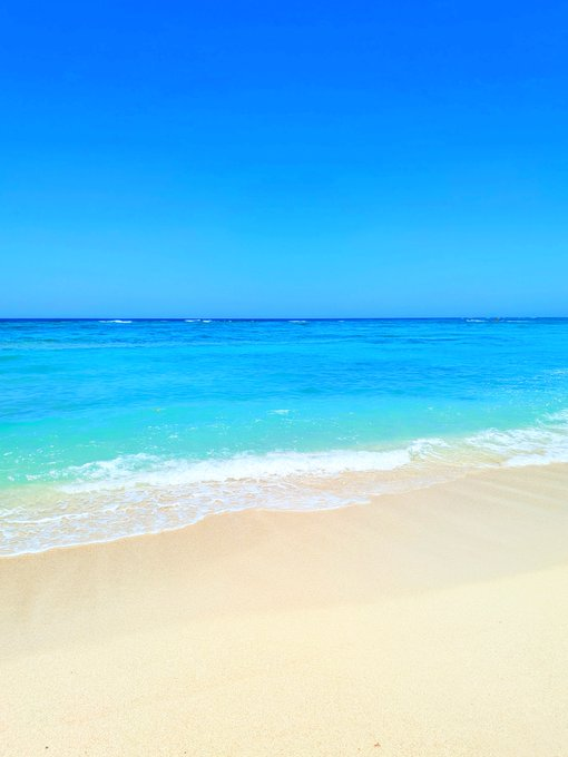 7znnr's tweet photo. 10月の沖縄は、まだ夏です https://t.co/z6r96ghLD5