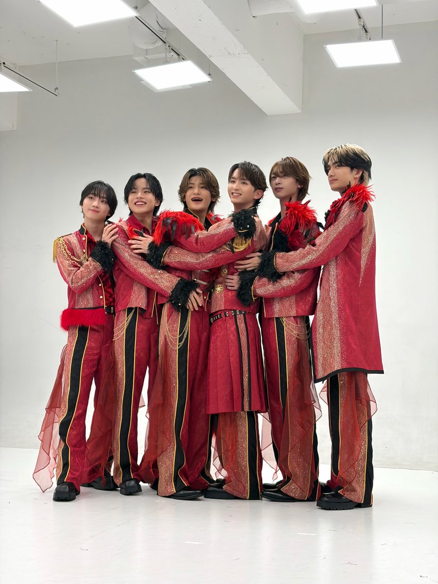 Lienel_official's tweet photo. 〖MEDIA_INFO〗

📚 10月20日(火) 発行
「ch FILES関東版」11月号
表紙＆特集に #Lienel が登場！

関東・東海・関西エリアの
高校図書館で順次配布🗞️
ぜひチェックしてください！

🔗詳細はこちら
https://t.co/INXfojHF8j

@chFILES
#リエネル_愛のダバダ https://t.co/XUPeayZB5L