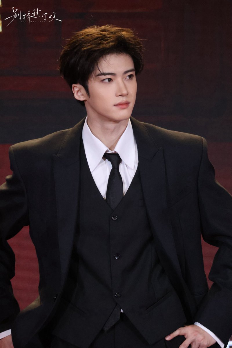 1ov3wan's tweet photo. 옌안 빠순이 될 거 같다ㅋㅋ
가금채 1도 안봤는데 오직 얼굴 하나로 입덕시켜버리네 https://t.co/fLjYSKA6B9