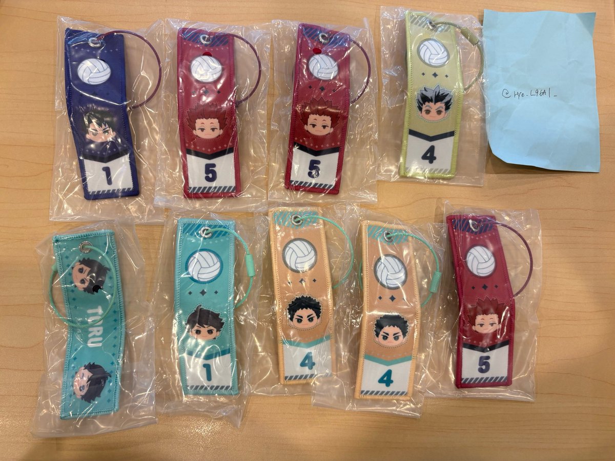 rye_L96A1_'s tweet photo. ハイキュー!! みにコレ！フライトタグコレクション vol.2 交換

【譲】木兎、天童、牛島、及川、岩泉

【求】赤葦>定価+送料

🌟譲渡ご希望方で木兎、牛島、及川は天童、岩泉と抱き合わせでお願いいたします。
🌟郵送希望
🌟纏めての方優先
お気軽にお声かけください！ https://t.co/C4K9Tc4FQV