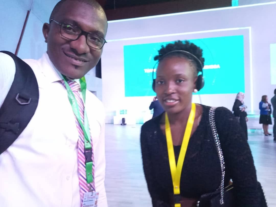 ApolloSmile's tweet photo. Ndakeje Inès Nshimirimana ku mabanga mashasha yaraye ahawe na Nyenicubahiro Sebarundi @GeneralNeva.
Inès Nshimirimana ni umupfasoni aciye bugufi, yitonda kandi w'incabwenge.
Ndamwipfurije kuroranirwa mumabanga mashasha. https://t.co/mwV1EgNAth