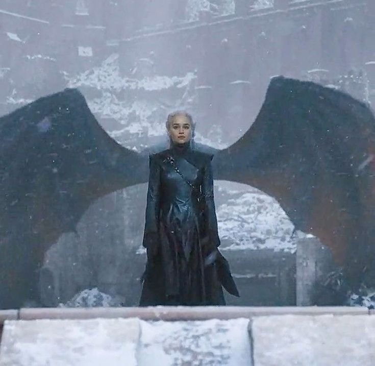 hquestudio's tweet photo. The wildest part is Dany fans act like Season 8 invented Mad Dany. She was RIGHT THERE in Season 1.

Girl watched her brother get gold melted on his head and said "He was no dragon. Fire cannot kill a dragon." No tears. No trauma. Just vibes.

Season 3: Crucifies 163 Masters without trial. Some of them were against slavery. Didn't care. "Justice."

Season 4: Locks her dragons in a basement and cries when they don't love her.

Season 5: Feeds a random Meereenese noble to her dragons because she’s angry. Drogon is literally eating a guy she isn't sure is guilty and she watches.

Season 6: Burns an entire Dothraki temple with everyone inside because they didn't respect her.

The pattern was NEVER "I want to free people." The pattern was "I want people to kneel, and if they kneel for a good reason, I will call it freedom."

We didn't ignore red flags. We just thought dragons made red flags look pretty.

Aegon the Conqueror had the same hair. We don't call him a liberator. We call him what he was: a man with bigger lizards than everyone else.

Dany didn't snap. She finally found a city that wouldn't kneel. And she did what she always did to cities that wouldn't kneel.