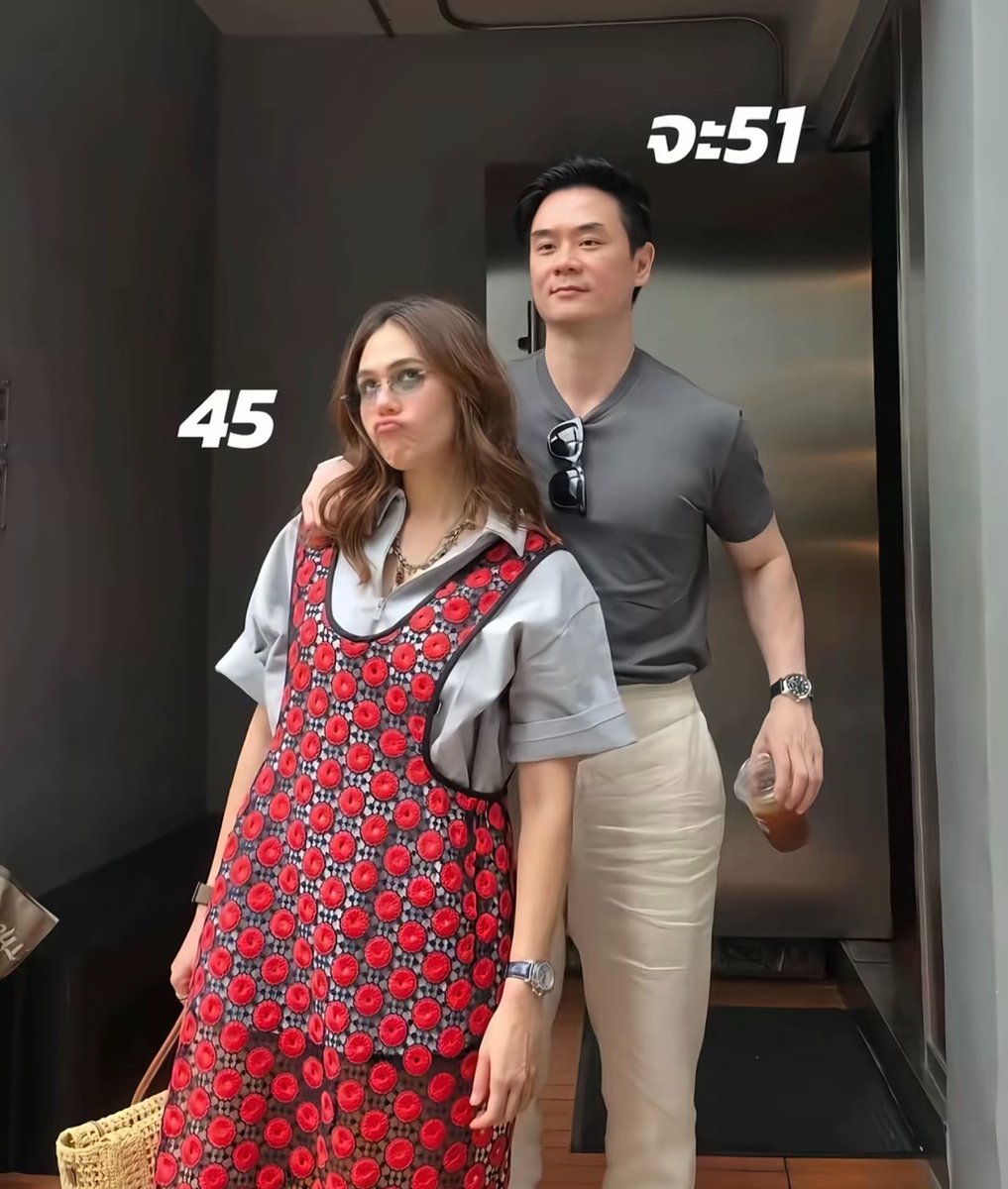 wv4xnc's tweet photo. กูอึ้งงง !! นึกว่าพ่อน็อตพึ่ง 40+ 😱

#saveพายุ #ชมพู่ #น็อตวิศรุต https://t.co/CMwFfsDE89
