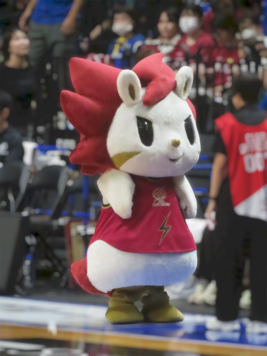 3yuyu_s's tweet photo. すさが1番なのは大前提として

あの…川崎の皆様はこの子と毎回ホームで会ってるんですか…

心臓飛び散りませんか…？ https://t.co/vRF6A0N10z
