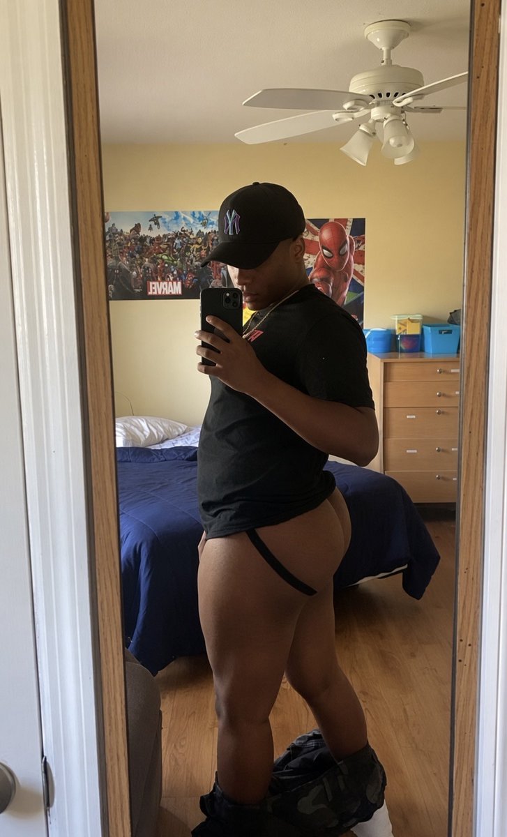 icebathz's tweet photo. caught with my pants down https://t.co/YFprku6MHk