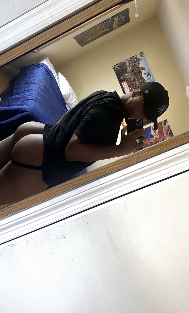 icebathz's tweet photo. caught with my pants down https://t.co/YFprku6MHk